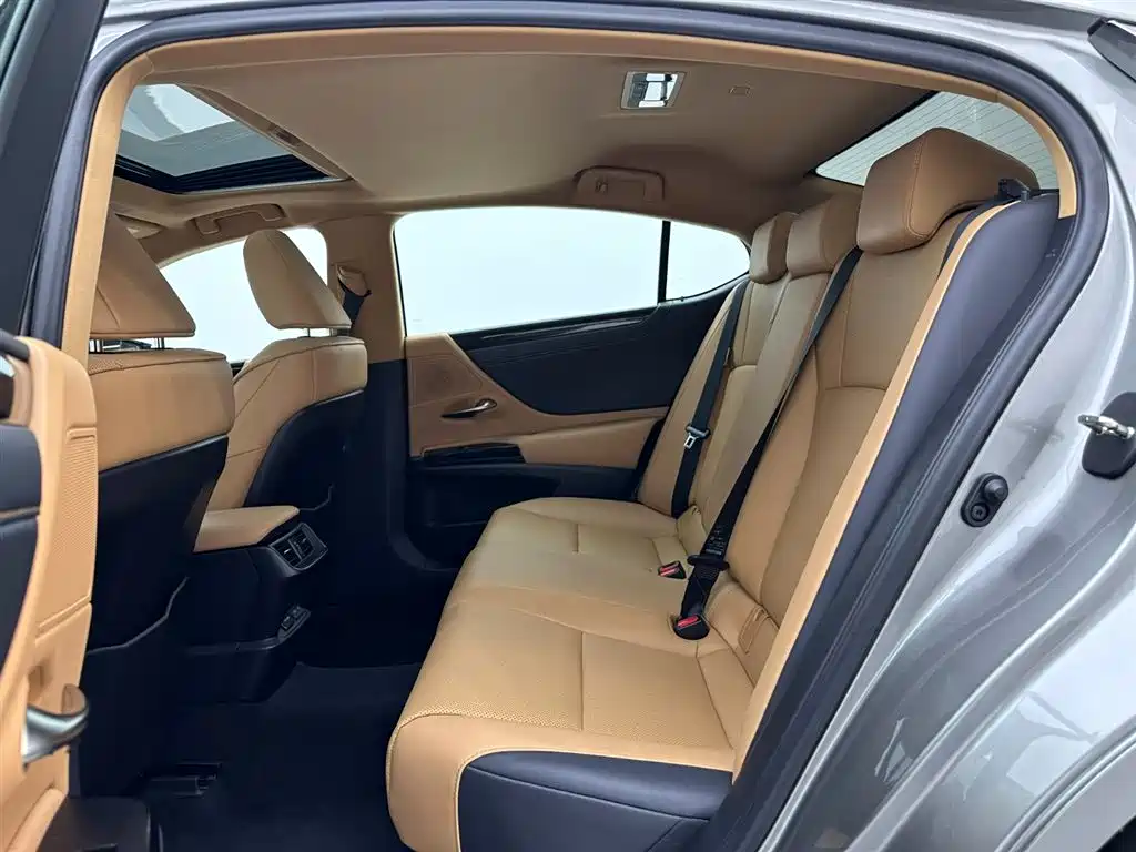 Lexus Lexus ES 2023 200 Excellence Edition 2024 - thumbnail 19
