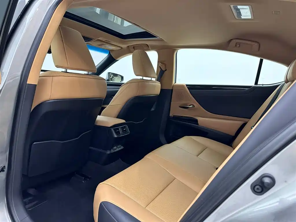 Lexus Lexus ES 2023 200 Excellence Edition 2024 - thumbnail 20