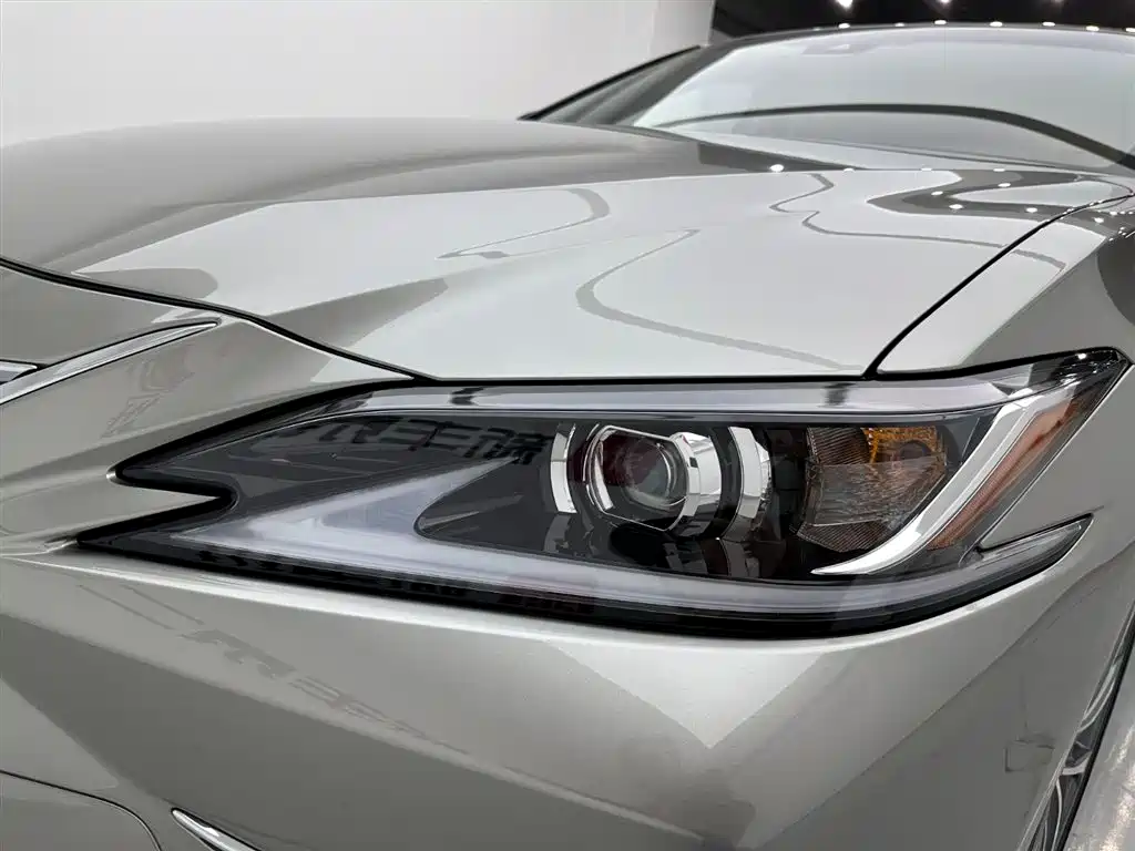 Lexus Lexus ES 2023 200 Excellence Edition 2024 - thumbnail 27