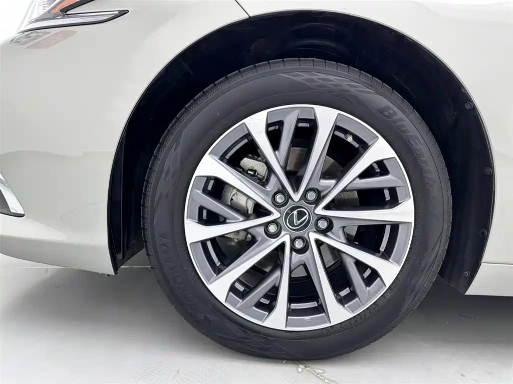 Lexus Lexus ES 2023 200 Excellence Edition 2024 - thumbnail 29