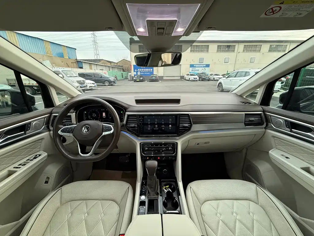 Volkswagen Viloran 2020 380TSI Flagship Edition 2021 - thumbnail 4