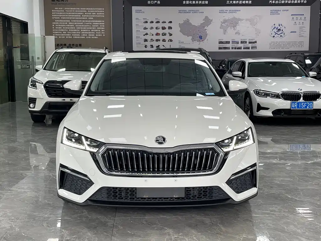 Skoda Skoda Octavia Pro 2022 TSI280 Exclusive Edition 2022 - thumbnail 2