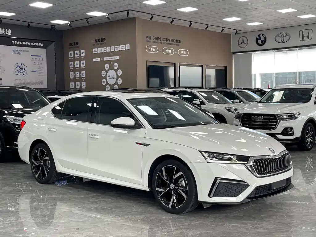 Skoda Skoda Octavia Pro 2022 TSI280 Exclusive Edition 2022 - thumbnail 3