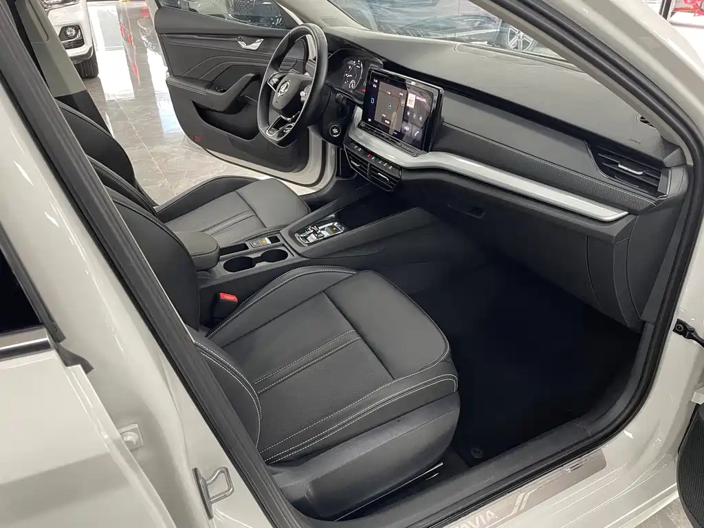 Skoda Skoda Octavia Pro 2022 TSI280 Exclusive Edition 2022 - thumbnail 8