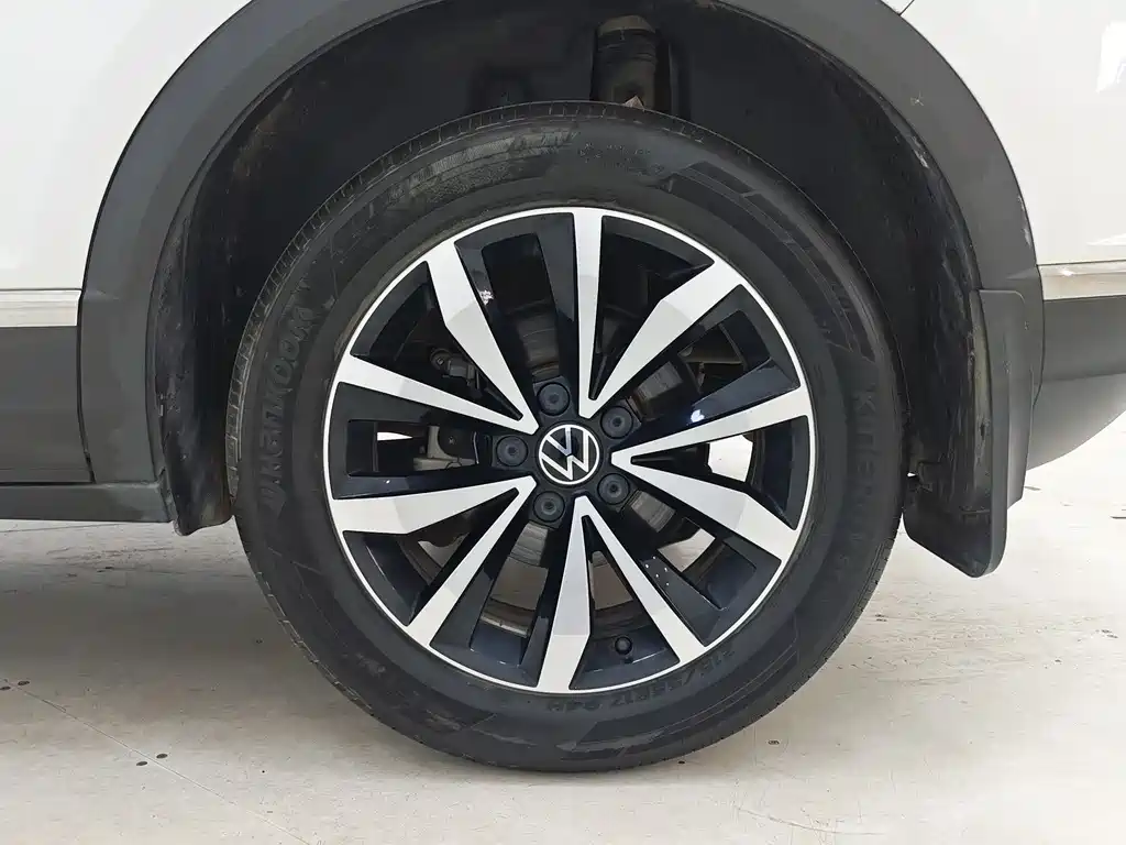 Volkswagen Volkswagen T-Roc 2023 280TSI DSG FWD Shiguang Edition 2023 - thumbnail 16