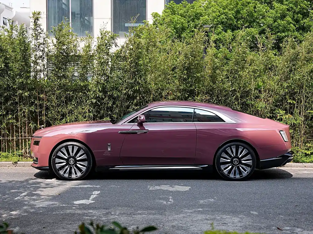 Rolls-Royce Rolls-Royce Spectre 2024 Standard 2025 - thumbnail 3