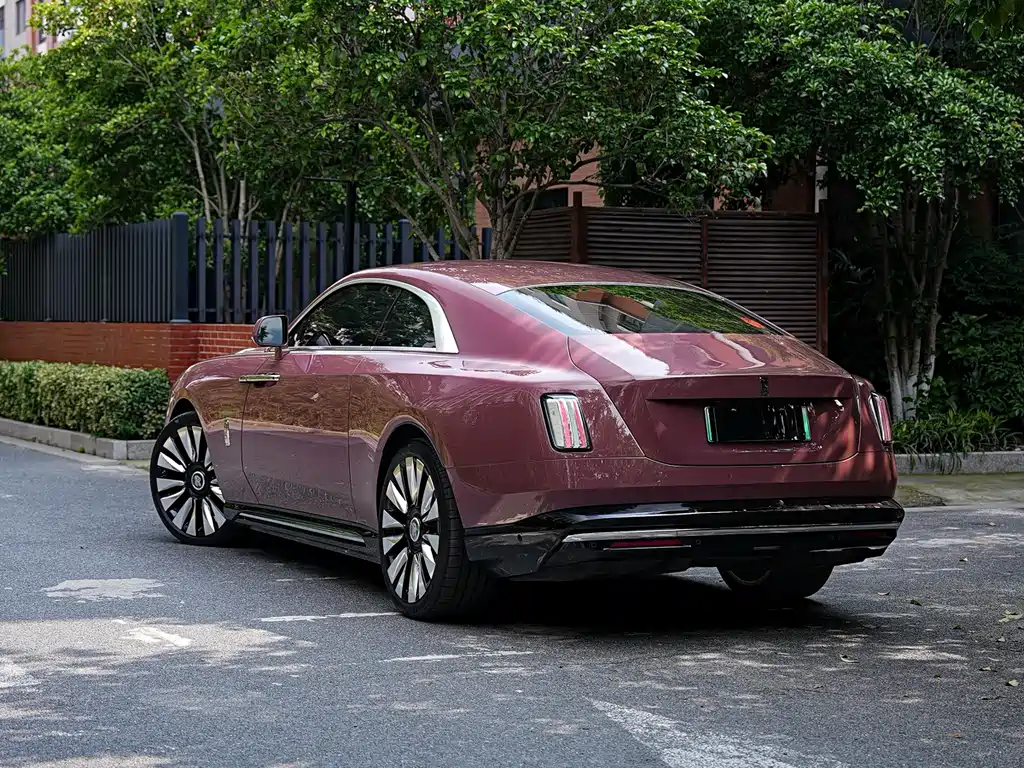 Rolls-Royce Rolls-Royce Spectre 2024 Standard 2025 - thumbnail 4
