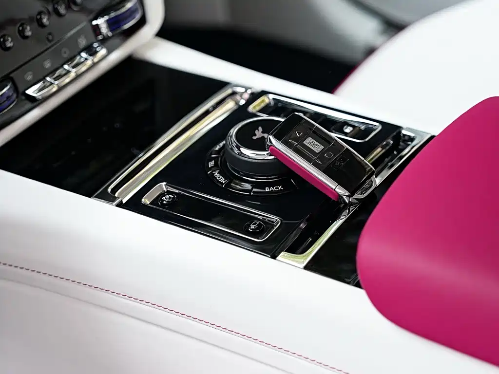 Rolls-Royce Rolls-Royce Spectre 2024 Standard 2025 - thumbnail 13