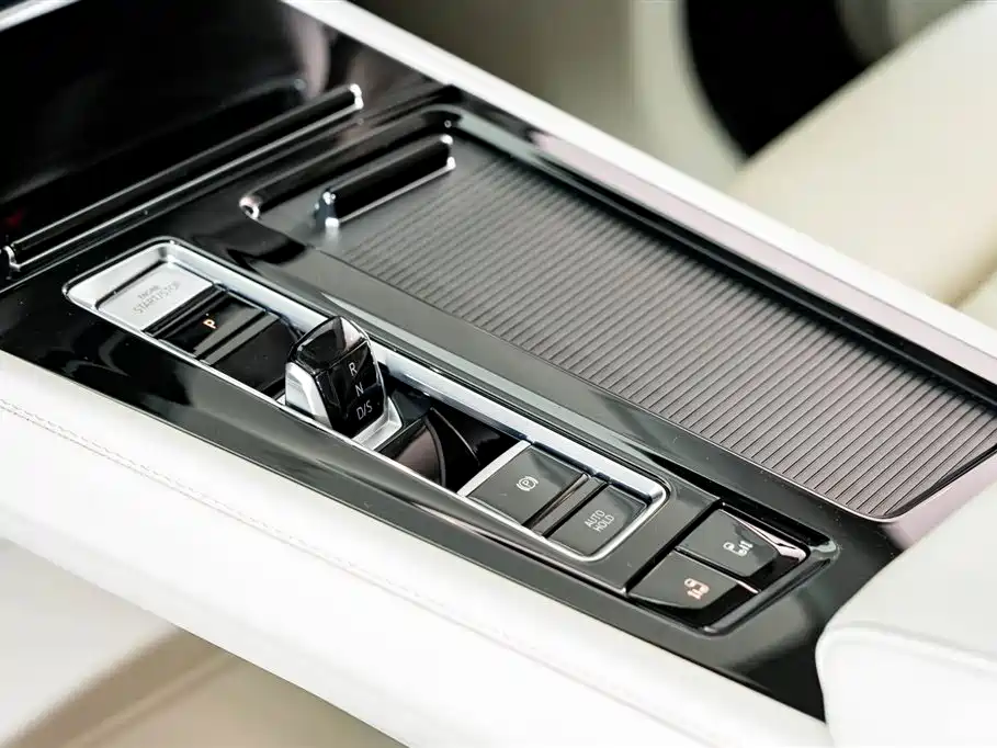 Volkswagen Viloran 2023 380TSI Prestige Edition 2023 - thumbnail 11