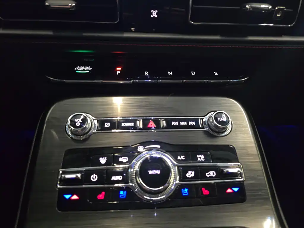 Lincoln Lincoln Nautilus 2021 2.0T AWD California Coast Limited Edition 2022 - thumbnail 7
