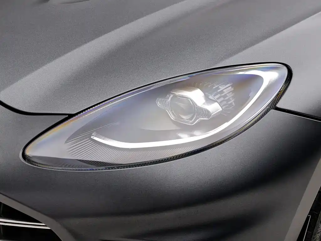 Aston Martin Aston Martin DBX707 2025 - thumbnail 8