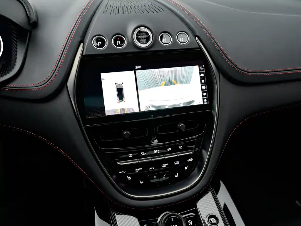 Aston Martin Aston Martin DBX707 2025 - thumbnail 25