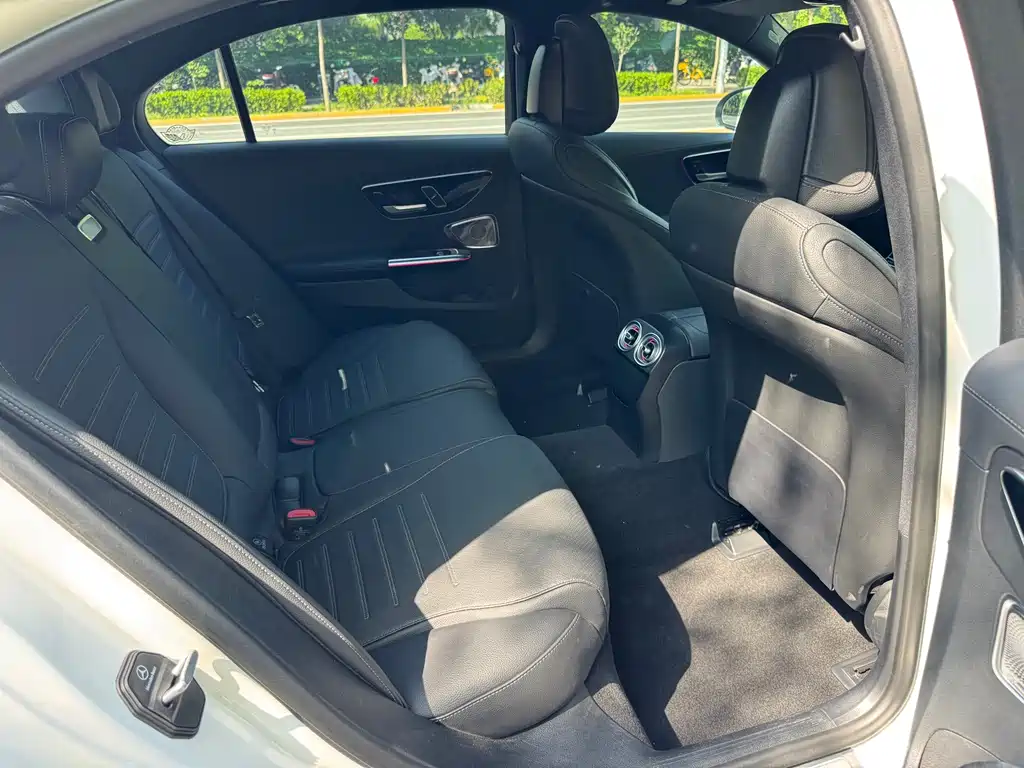 Mercedes-Benz Mercedes-Benz C-Class 2024 C 260 L皓夜运动版 2024 - thumbnail 18