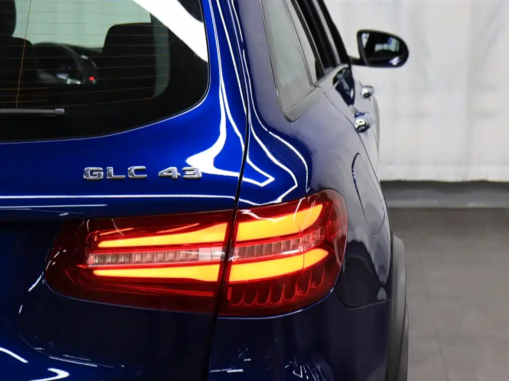 Mercedes-Benz 2017 Mercedes-AMG GLC 43 4MATIC Special Edition 2019 - thumbnail 26