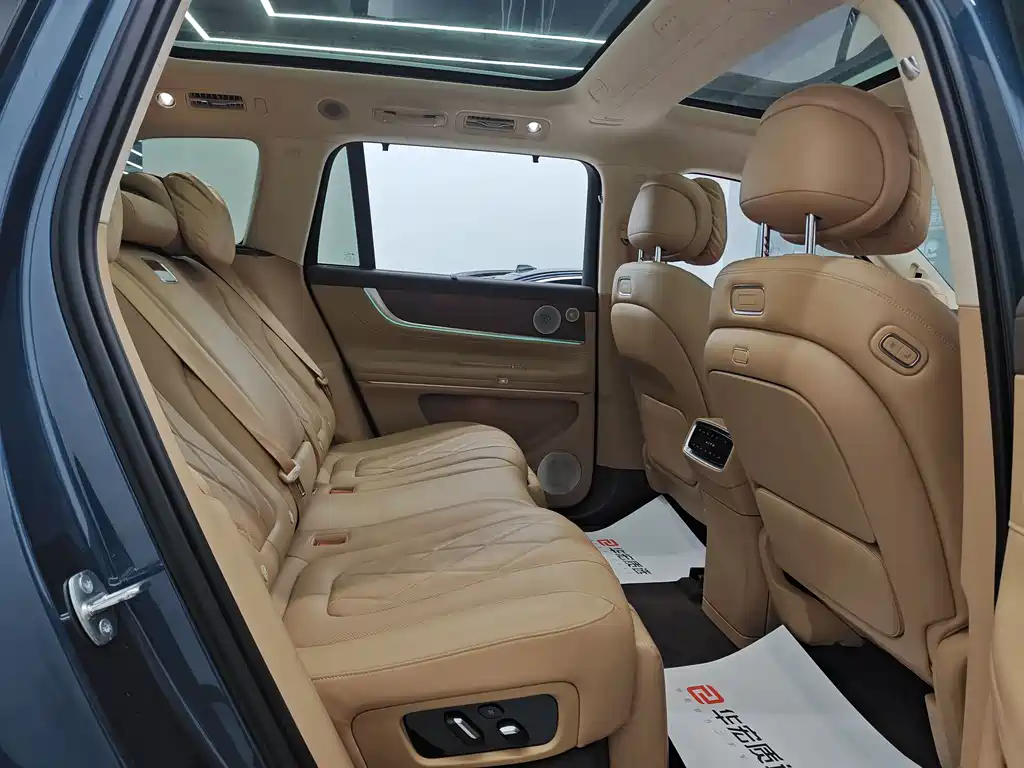 AITO Aito M9 2024 EREV Ultra Edition 52kWh 5-Seater 2024 - thumbnail 10