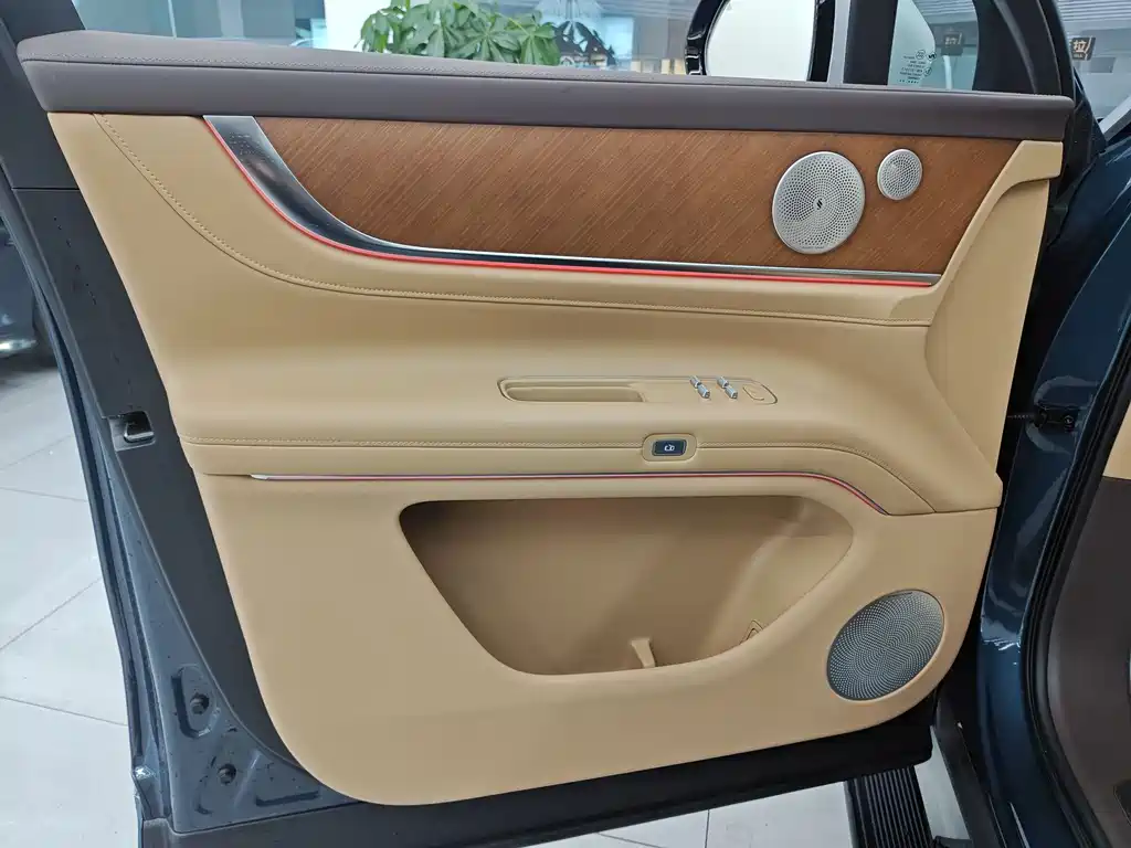 AITO Aito M9 2024 EREV Ultra Edition 52kWh 5-Seater 2024 - thumbnail 22
