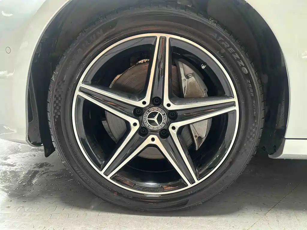 Mercedes-Benz Mercedes-Benz E-Class 2020 Facelift E 300 L Sport Special Edition 2020 - thumbnail 16