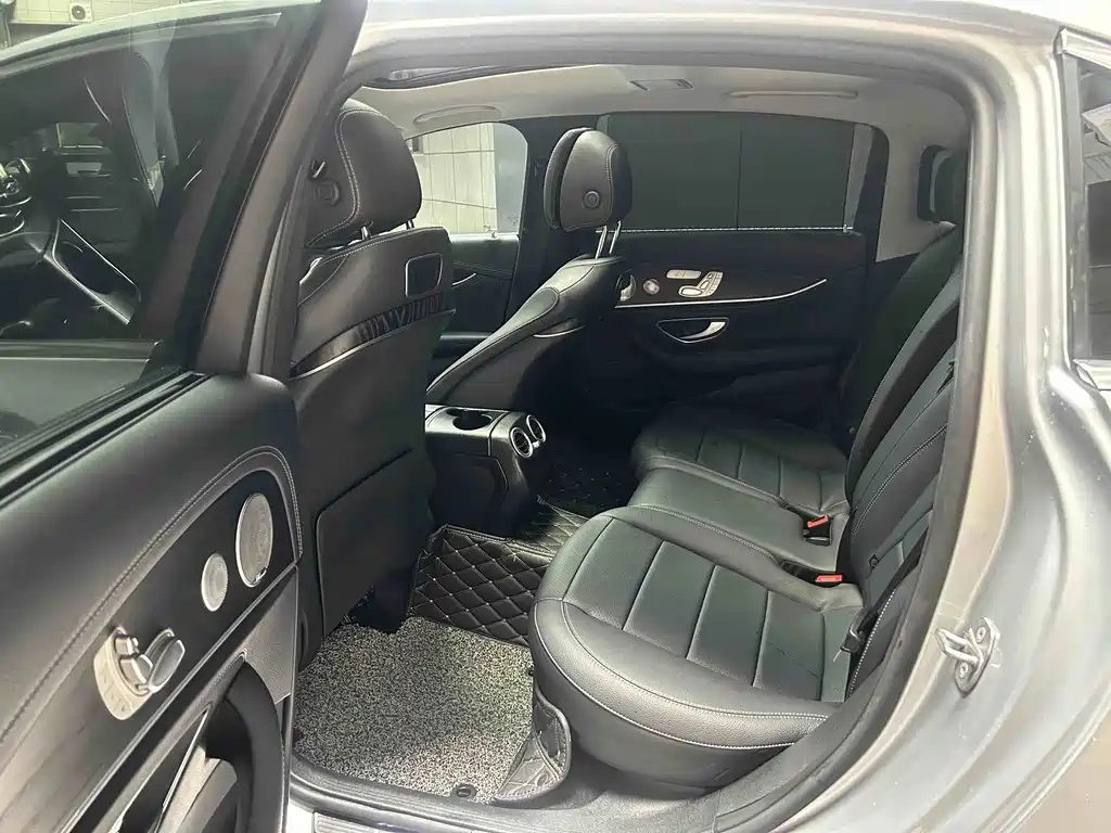 Mercedes-Benz Mercedes-Benz E-Class 2020 Facelift E 300 L Sport Special Edition 2020 - thumbnail 18