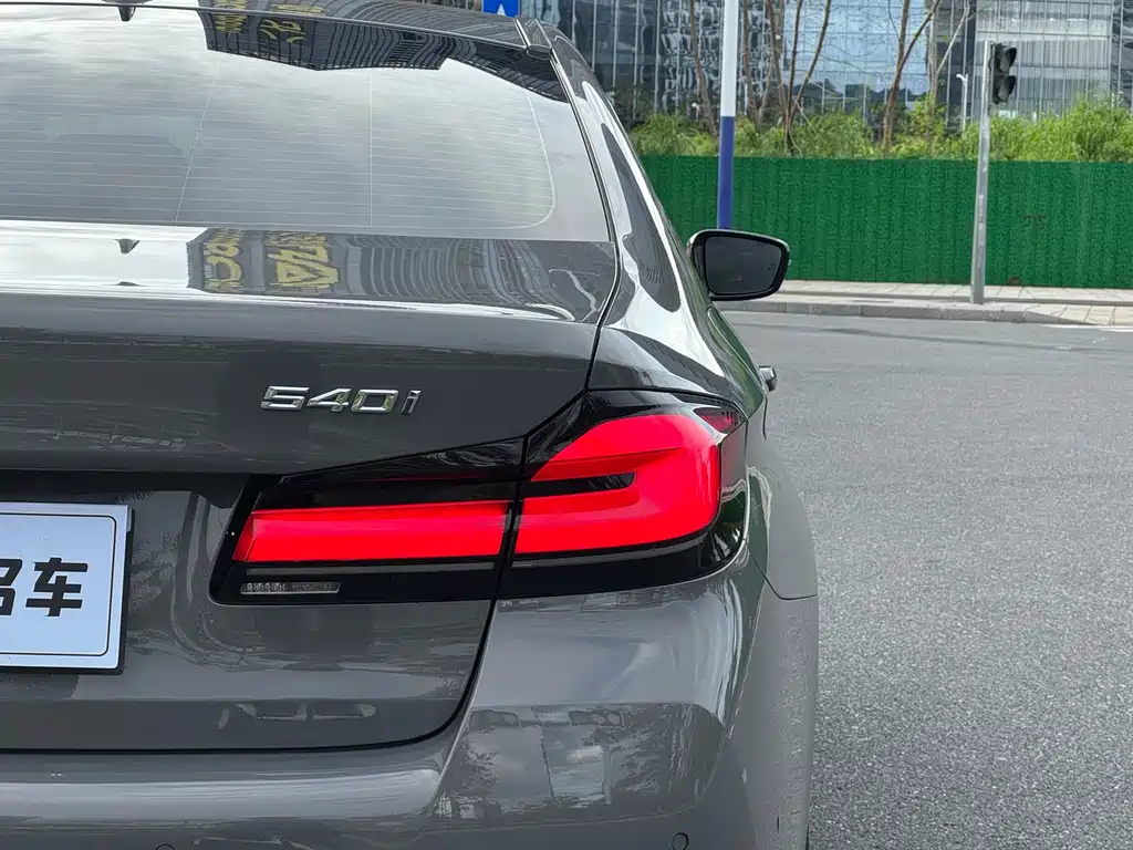 BMW BMW 5 Series Imported 2022 Facelift 540i M Sport Package 2022 - thumbnail 6
