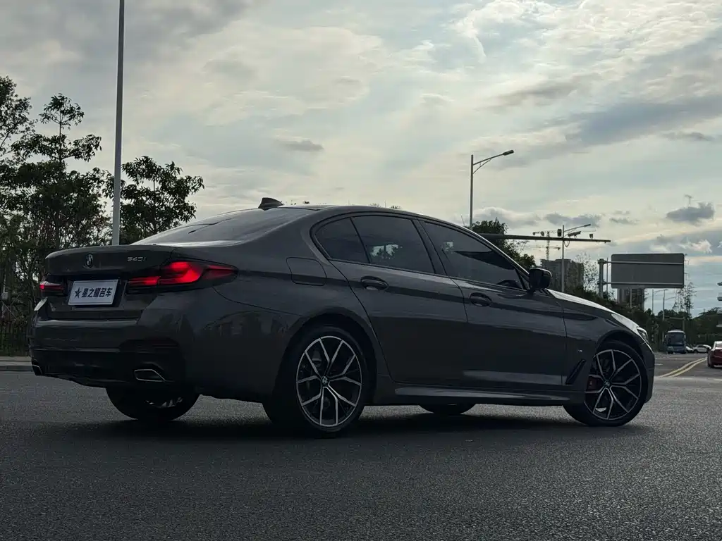 BMW BMW 5 Series Imported 2022 Facelift 540i M Sport Package 2022 - thumbnail 7