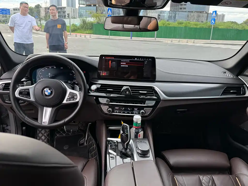BMW BMW 5 Series Imported 2022 Facelift 540i M Sport Package 2022 - thumbnail 12