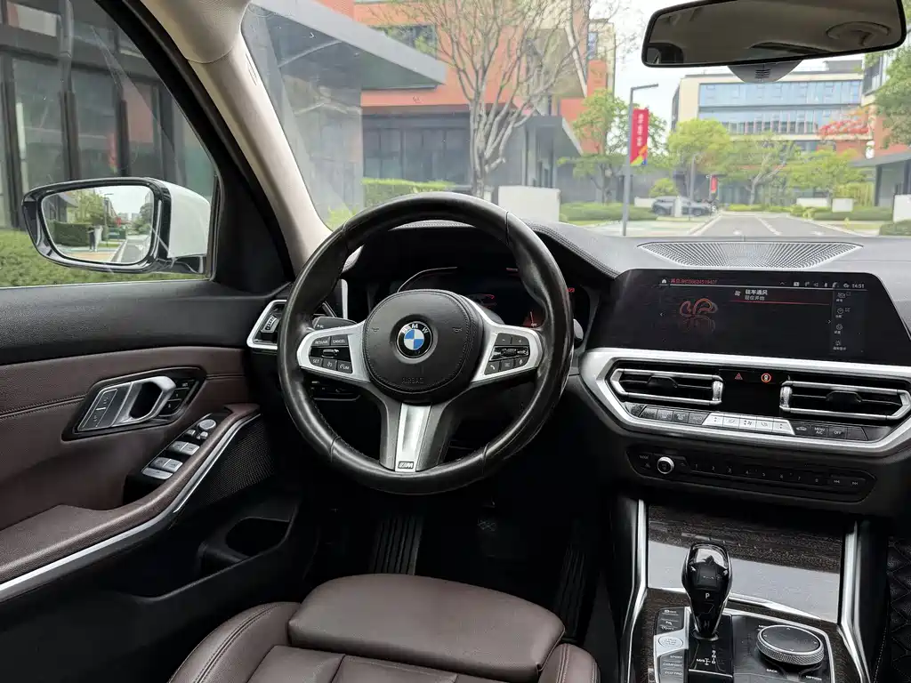 BMW BMW 3 Series 2021 Facelift 325Li M Sport Package 2021 - thumbnail 18
