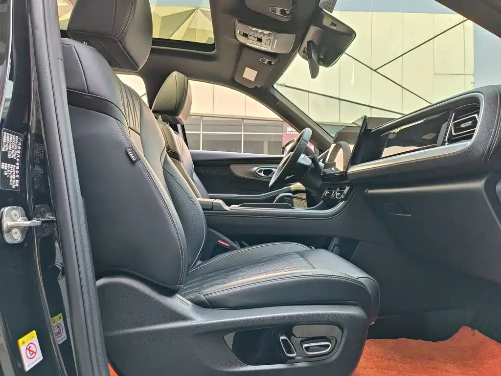 GAC Trumpchi GAC Trumpchi GS8 2025 Pilot Series 2.0TGDI AWD Luxury Edition 5-Seater 2025 - thumbnail 8
