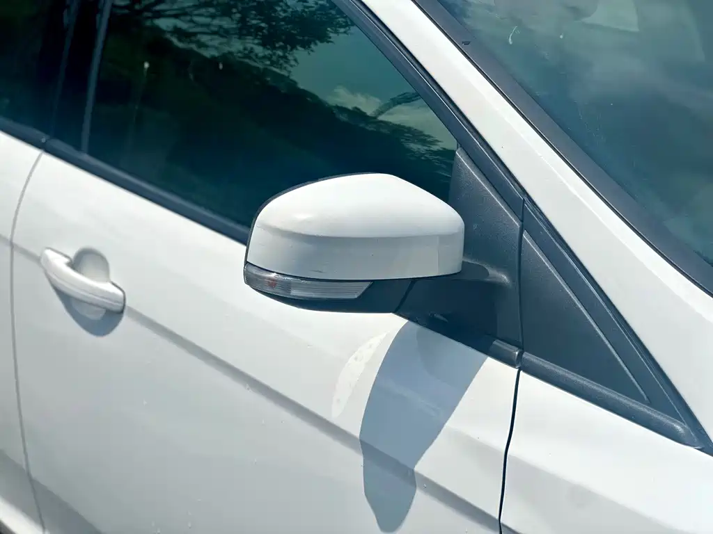 Ford Ford Focus 2015 Sedan 1.6L Manual Trend 2016 - thumbnail 14