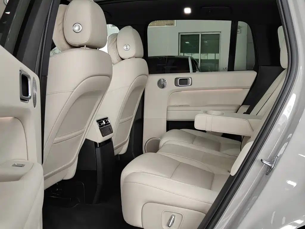 Li Auto Li Auto L6 2025 Max Intelligent Refresh Edition 2025 - thumbnail 5