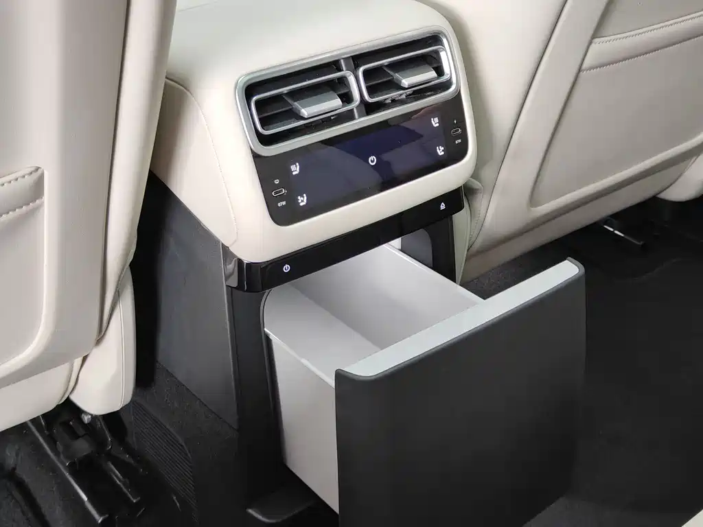 Li Auto Li Auto L6 2025 Max Intelligent Refresh Edition 2025 - thumbnail 6