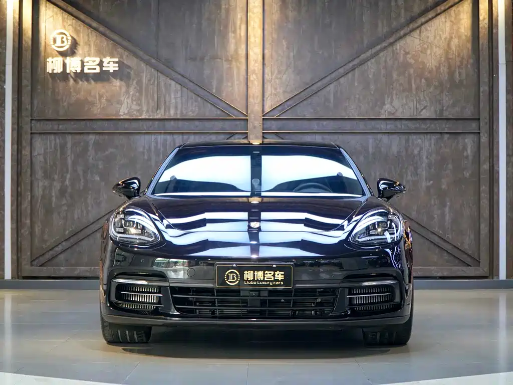 Porsche 2021 Porsche Panamera 2.9T 2021 - thumbnail 2