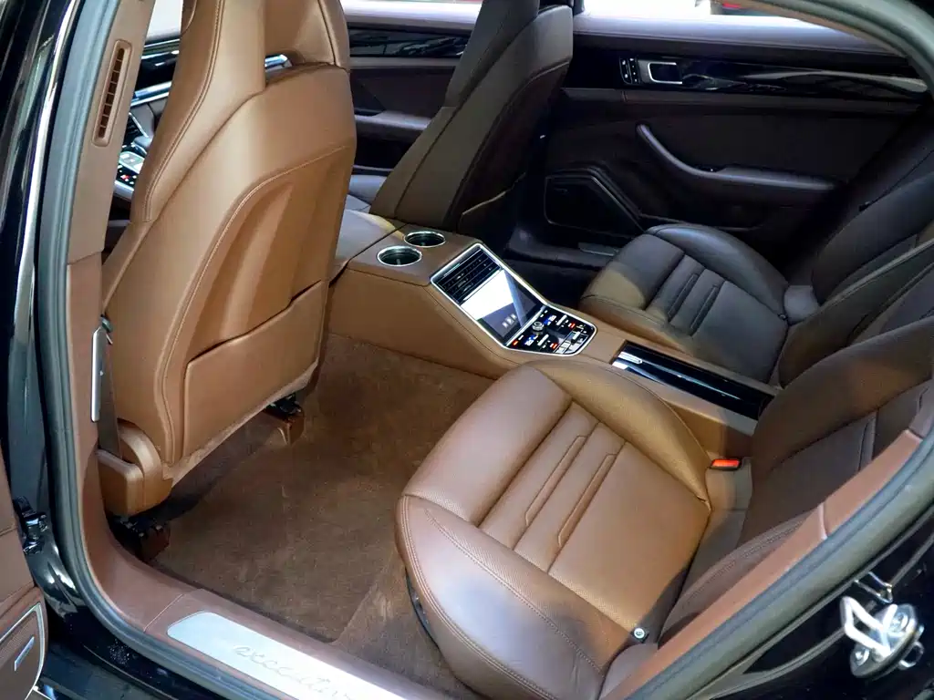 Porsche 2021 Porsche Panamera 2.9T 2021 - thumbnail 4