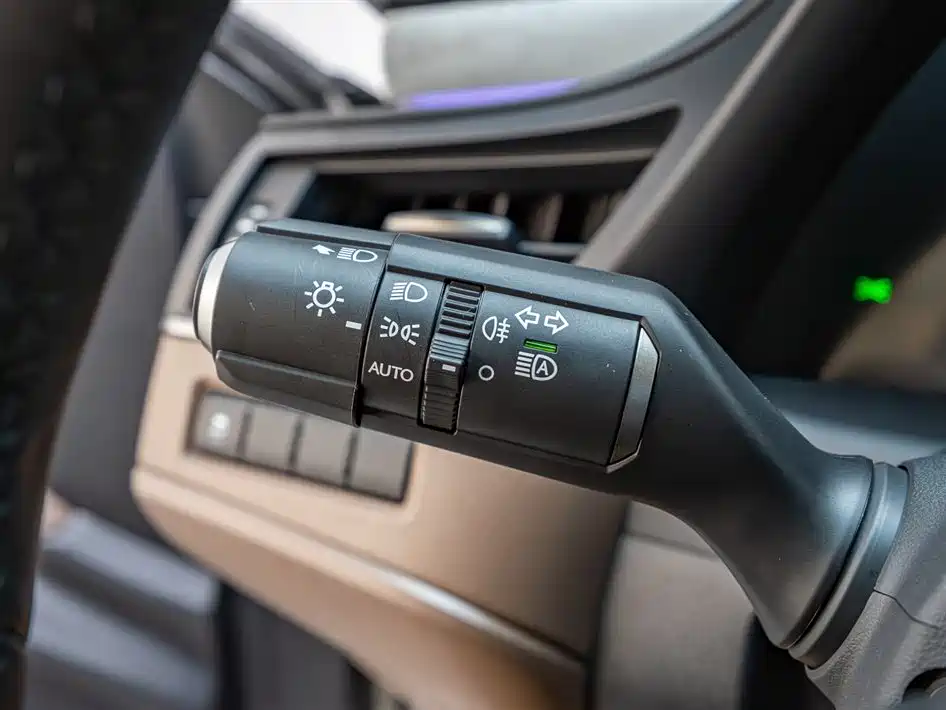 Lexus Lexus ES 2025 200 Zhenxiang Edition 2025 - thumbnail 20
