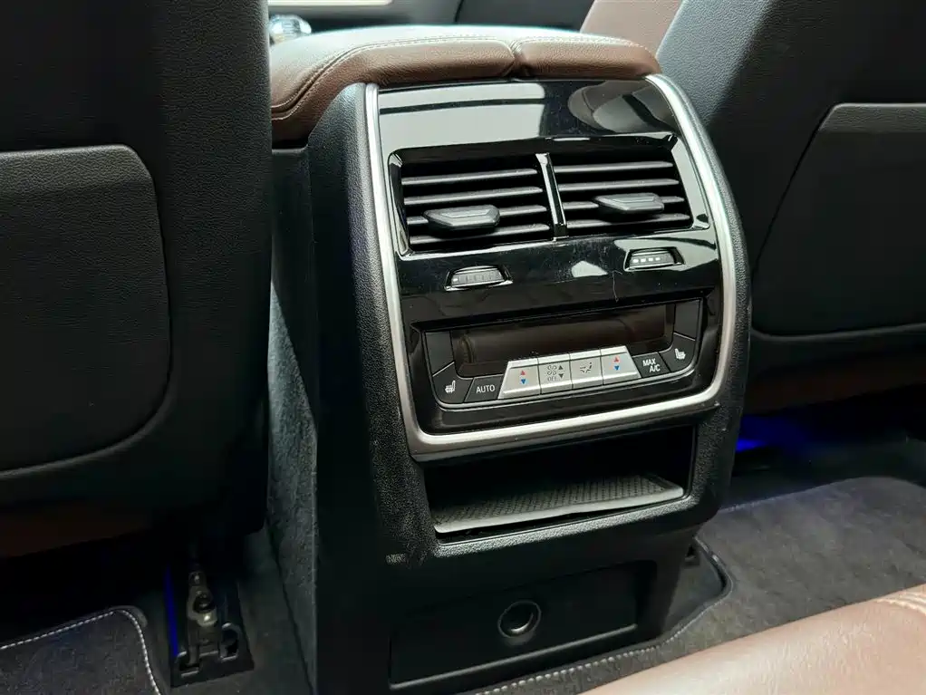 BMW BMW X5 2019 xDrive40i M Sport Package Canadian Version 2020 - thumbnail 29