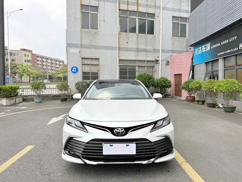 Toyota Camry 2023 2.0G Luxury Edition 2023 - thumbnail 2
