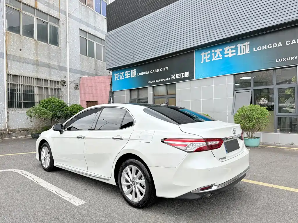 Toyota Camry 2023 2.0G Luxury Edition 2023 - thumbnail 4