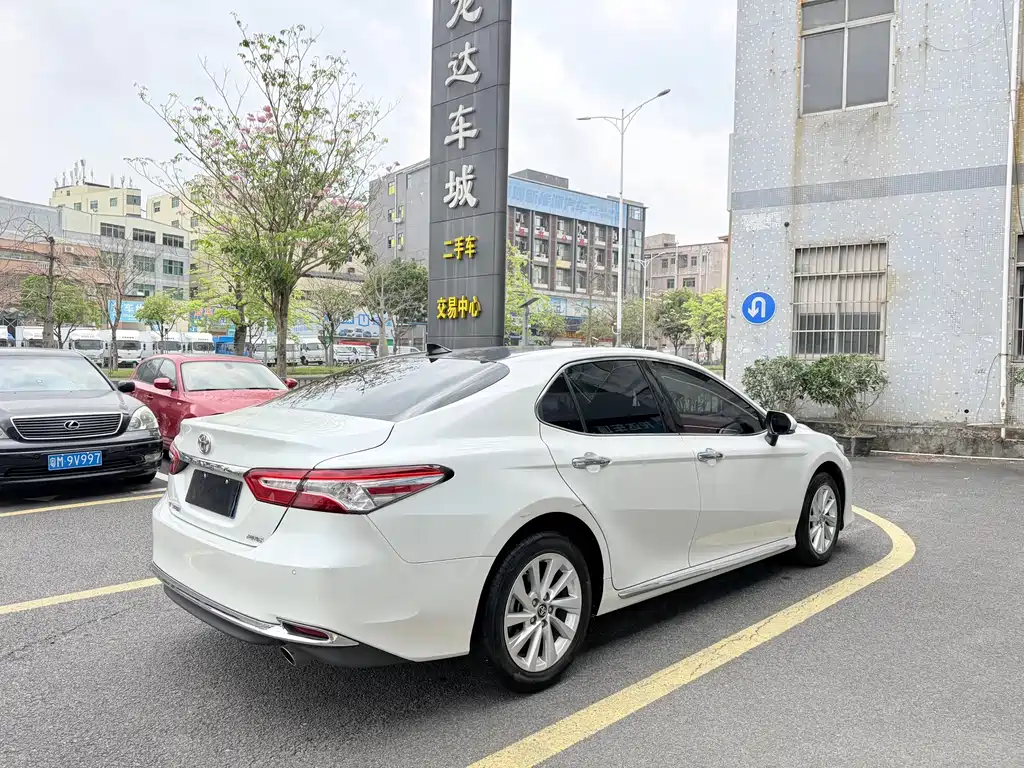 Toyota Camry 2023 2.0G Luxury Edition 2023 - thumbnail 6