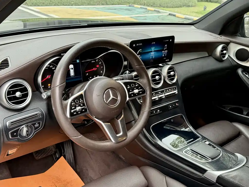 Mercedes-Benz Mercedes-Benz GLC 2020 GLC 260 L 4MATIC Dynamic 2019 - thumbnail 9