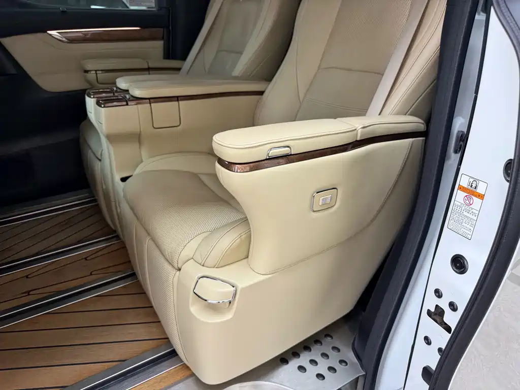 Toyota Alphard 2018 3.5L Prestige Edition 2018 - thumbnail 25