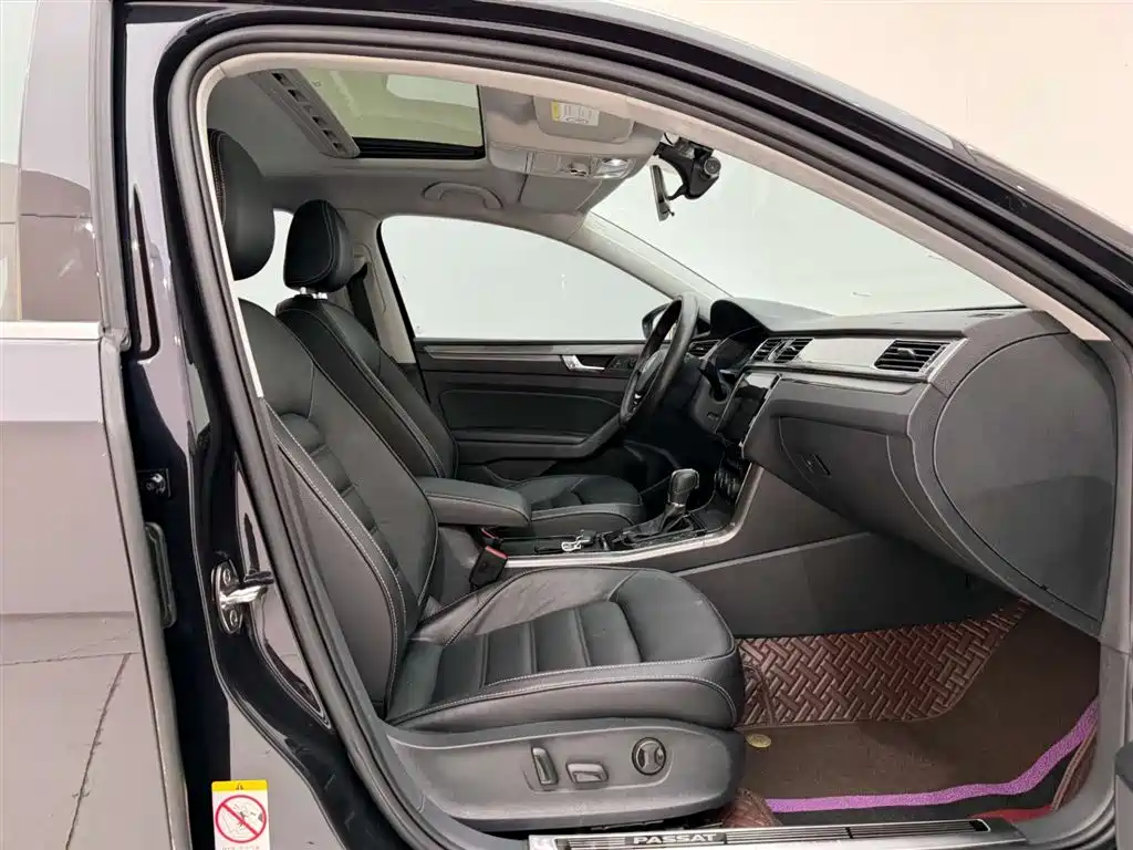 Volkswagen Volkswagen Passat 2017 330TSI DSG Zunrong Edition 2017 - thumbnail 19
