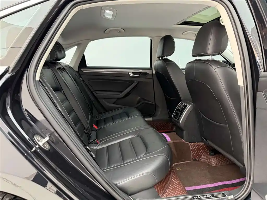 Volkswagen Volkswagen Passat 2017 330TSI DSG Zunrong Edition 2017 - thumbnail 20