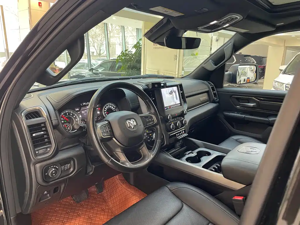 RAM 2022 RAM 1500 5.7L Automatic 2022 - thumbnail 7
