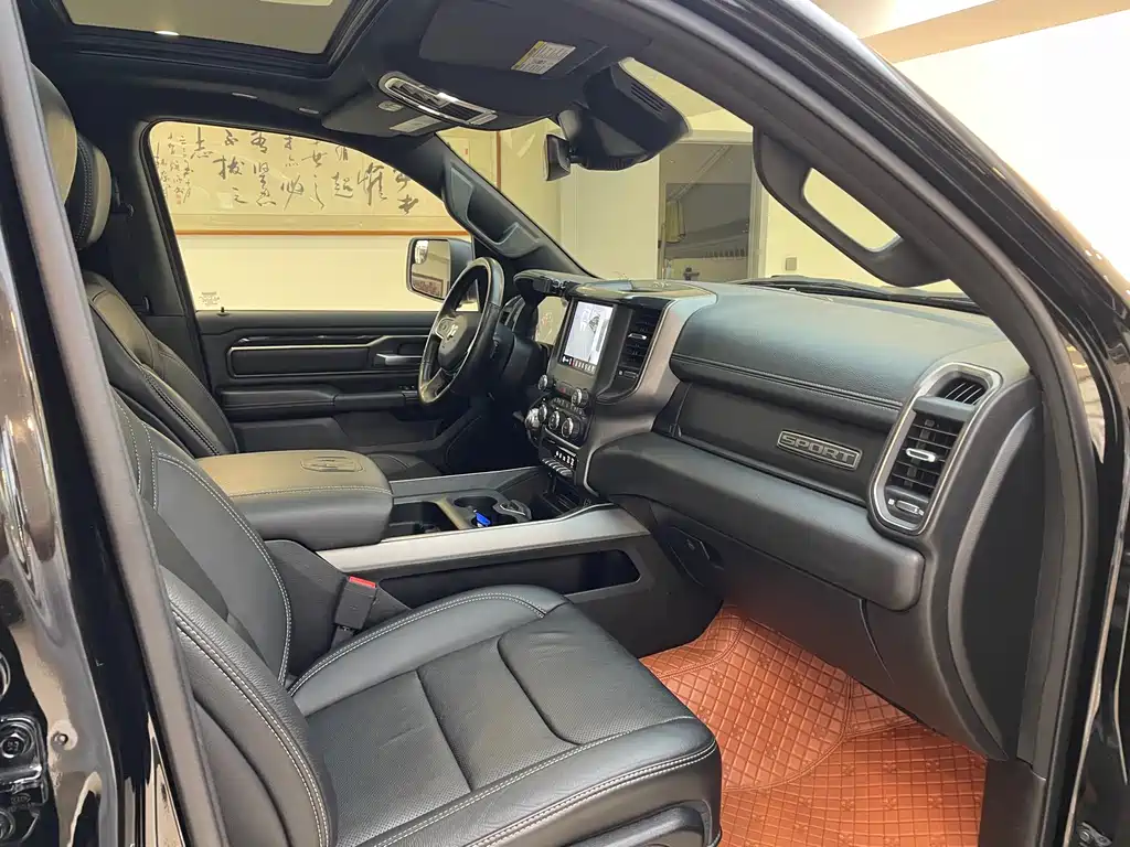 RAM 2022 RAM 1500 5.7L Automatic 2022 - thumbnail 10