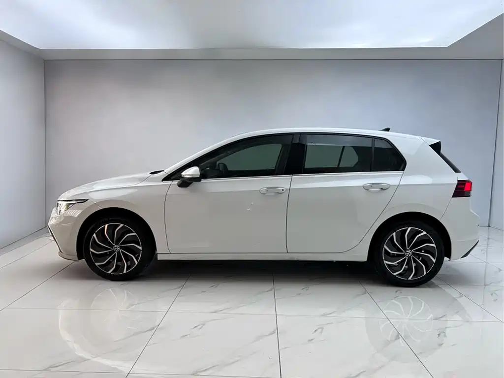 Volkswagen Golf 2021 280TSI DSG Pro 2022 - thumbnail 4