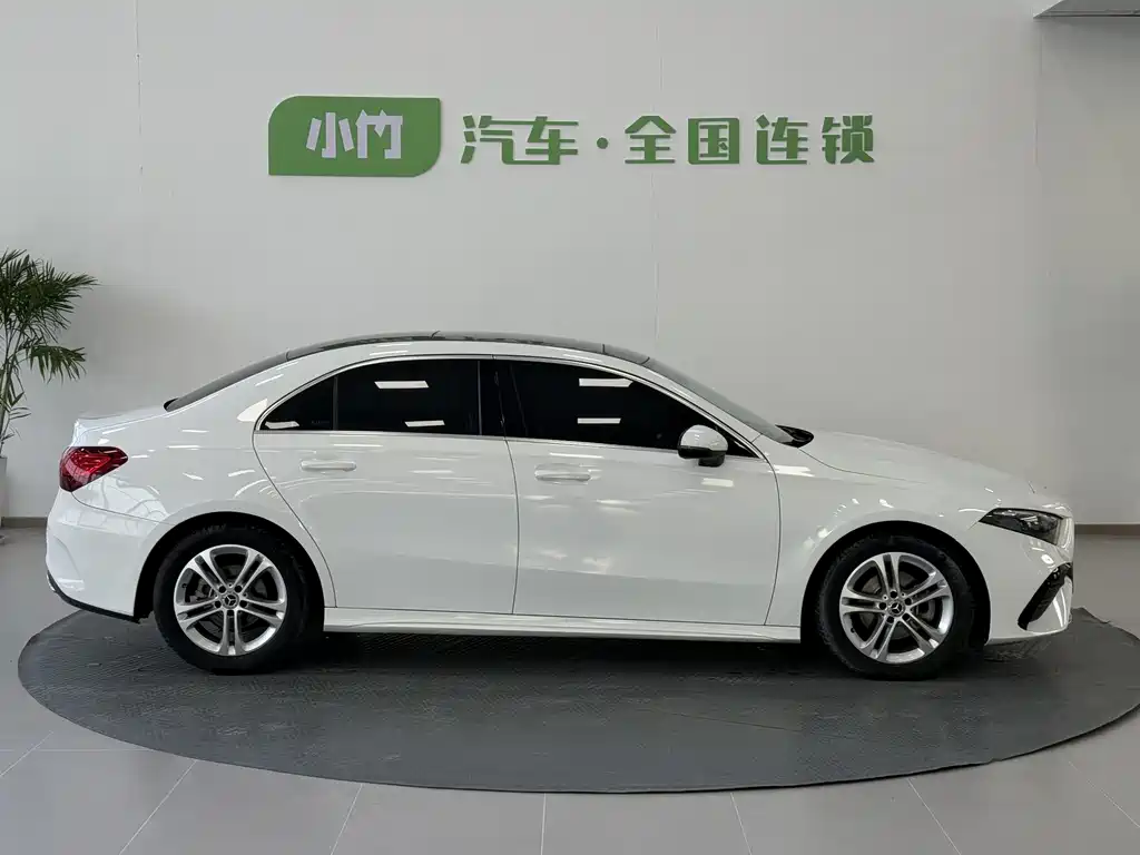 Mercedes-Benz Mercedes-Benz A-Class 2023 A 180 L 2023 - thumbnail 4