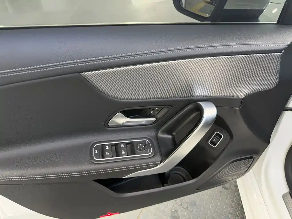 Mercedes-Benz Mercedes-Benz A-Class 2023 A 180 L 2023 - thumbnail 12