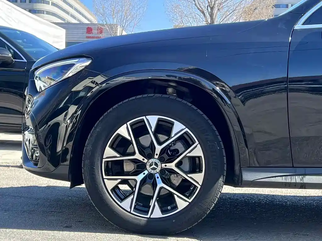Mercedes-Benz Mercedes-Benz GLC 260 L 4MATIC Luxury 2023 - thumbnail 5