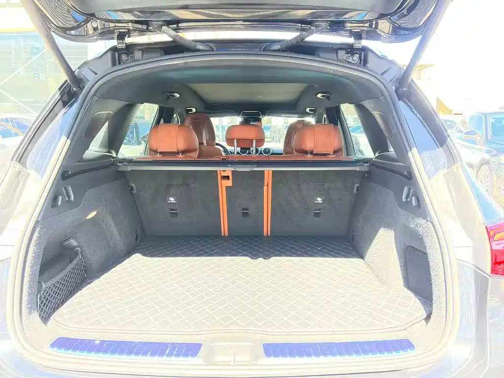 Mercedes-Benz Mercedes-Benz GLC 260 L 4MATIC Luxury 2023 - thumbnail 11