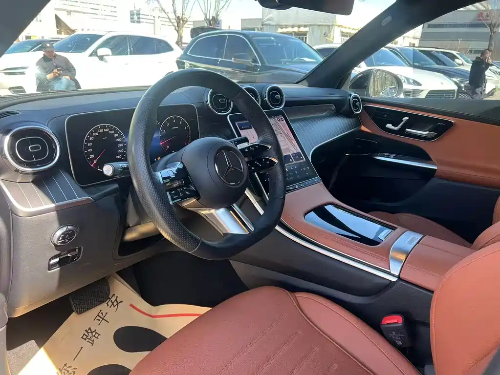 Mercedes-Benz Mercedes-Benz GLC 260 L 4MATIC Luxury 2023 - thumbnail 16