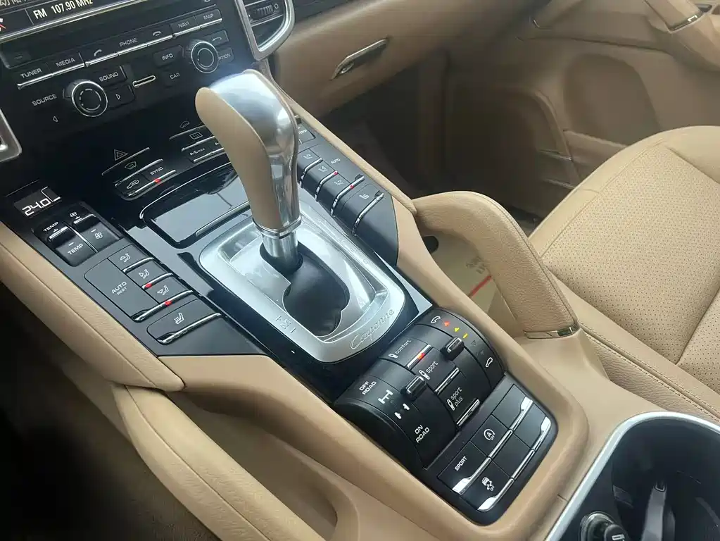 Porsche Porsche Cayenne 2015 Cayenne 3.0T 2016 - thumbnail 30
